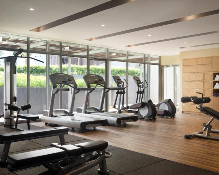 holiday inn and suites jakarta gajah mada an ihg hotel