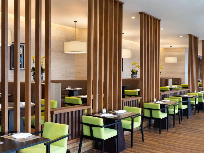 holiday inn and suites jakarta gajah mada an ihg hotel