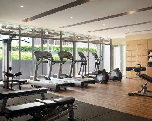 holiday inn and suites jakarta gajah mada an ihg hotel