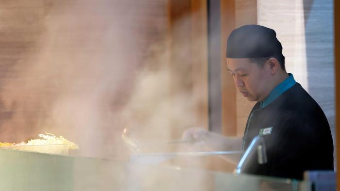 holiday inn and suites jakarta gajah mada an ihg hotel