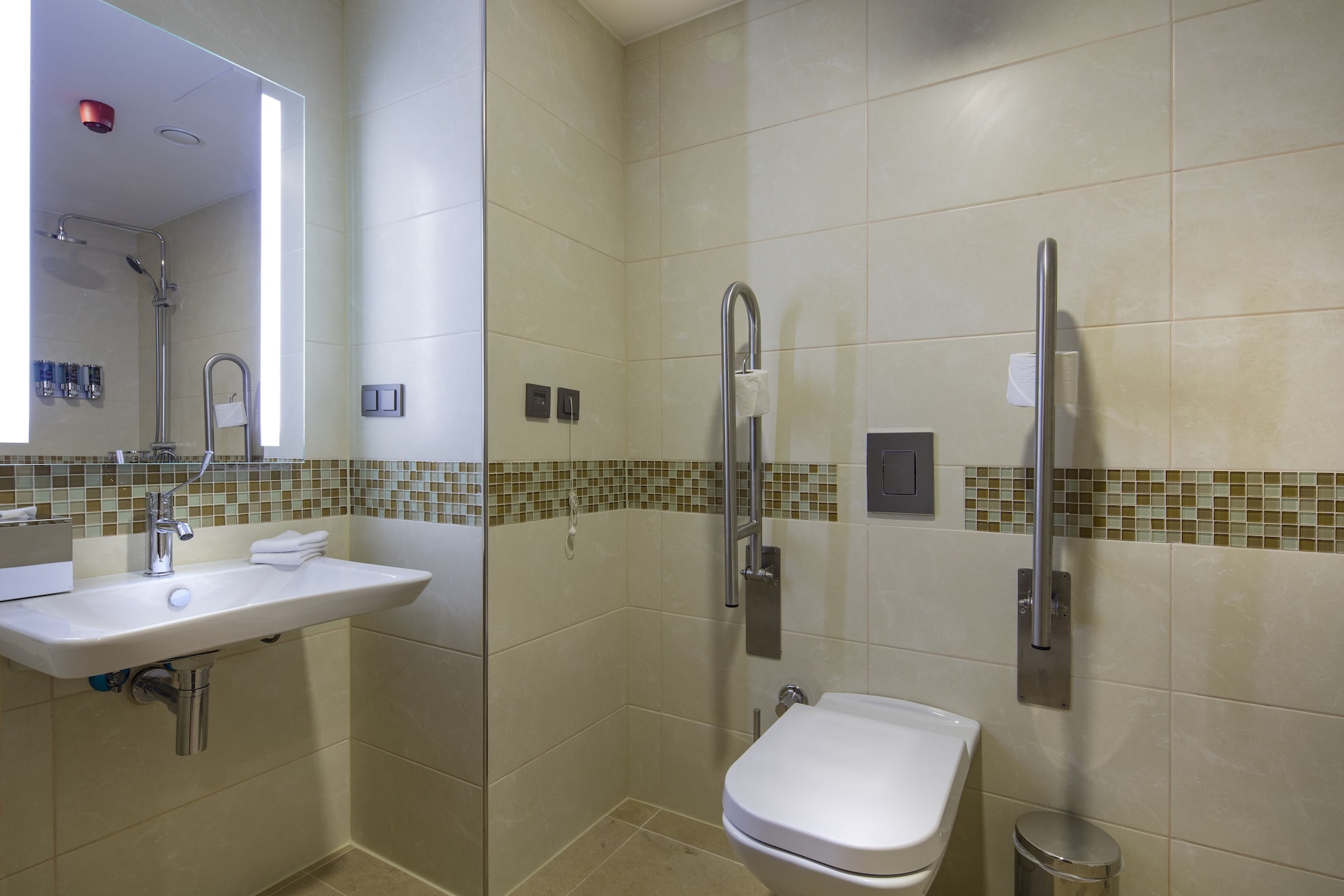 hampton by hilton istanbul atakoy