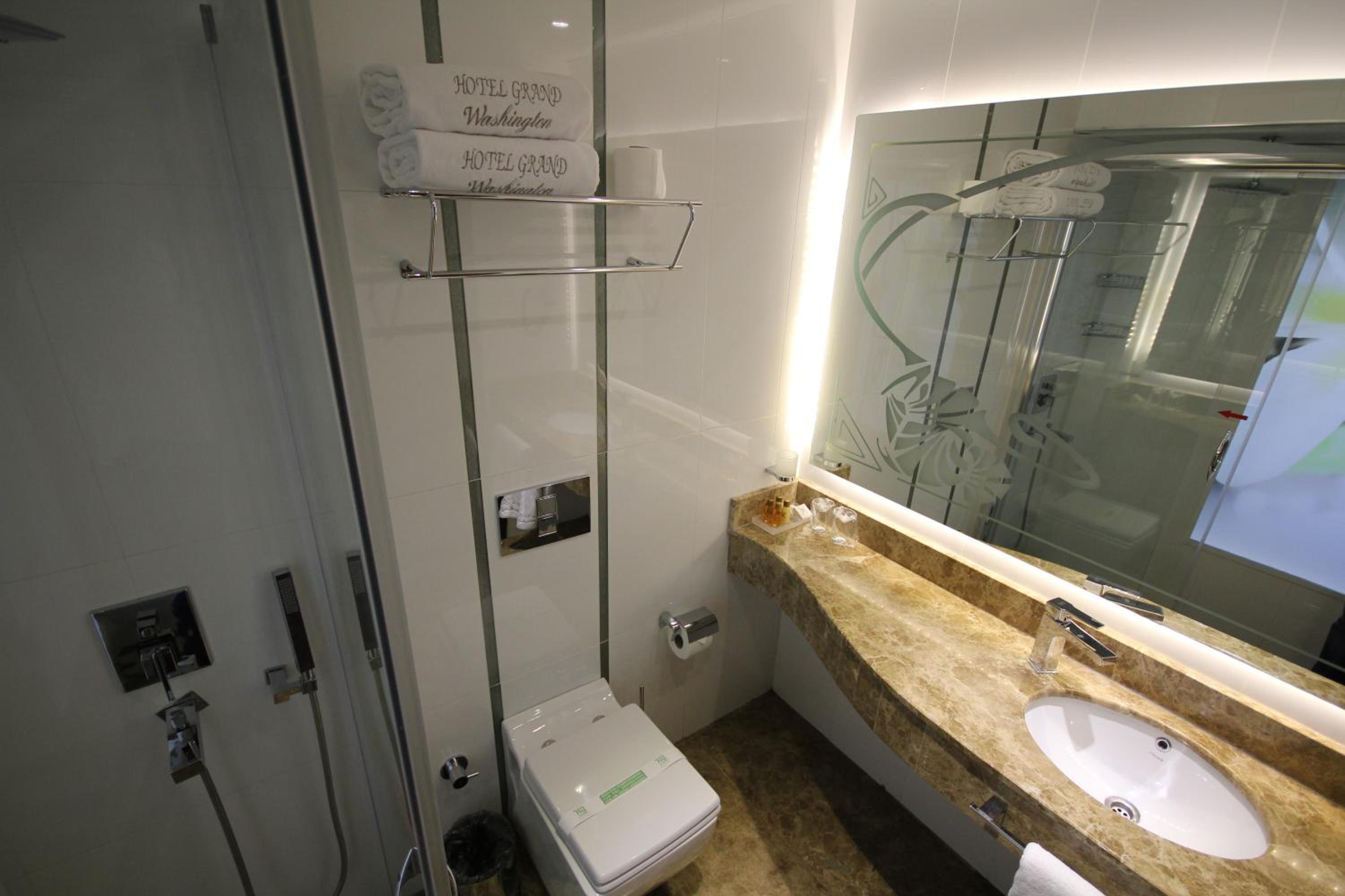 hampton by hilton istanbul atakoy
