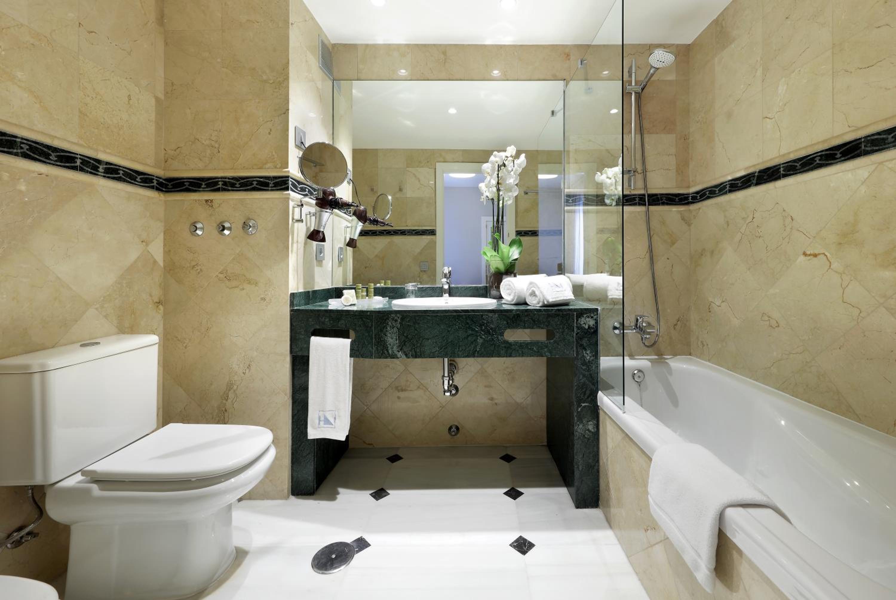 hampton by hilton istanbul atakoy