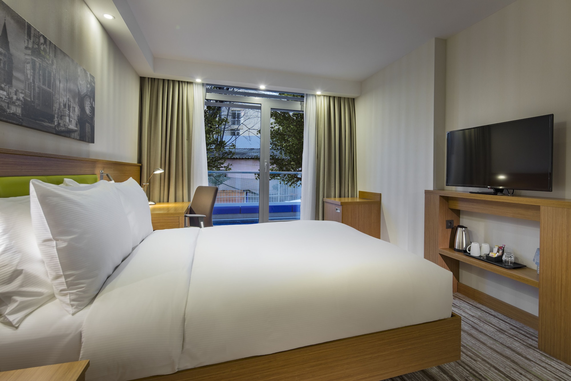 hampton by hilton istanbul atakoy
