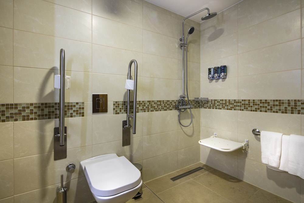 hampton by hilton istanbul atakoy