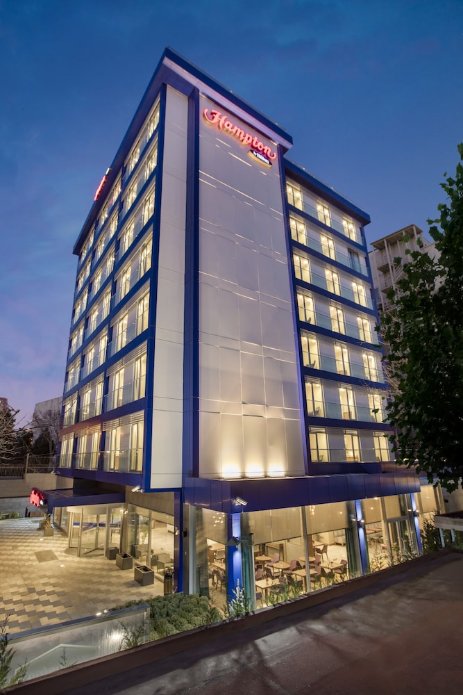 hampton by hilton istanbul atakoy