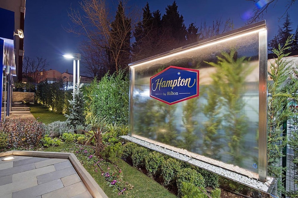 hampton by hilton istanbul atakoy