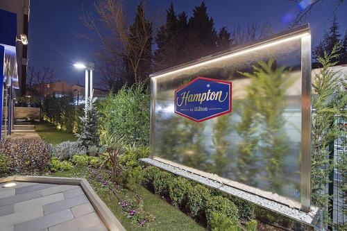 hampton by hilton istanbul atakoy