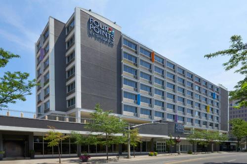 Four Points By Sheraton Windsor Downtown,Ontario>>Essex,3 star