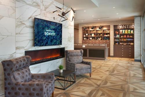 Four Points By Sheraton Windsor Downtown,Ontario>>Essex,3 star