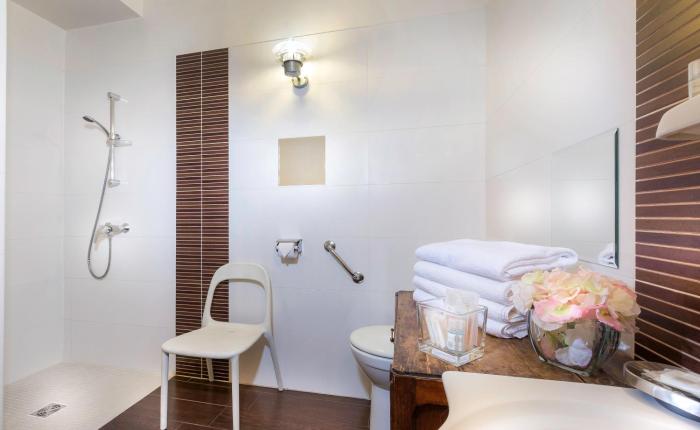 hotel jeanne darc le marais