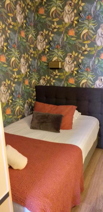 hotel jeanne darc le marais