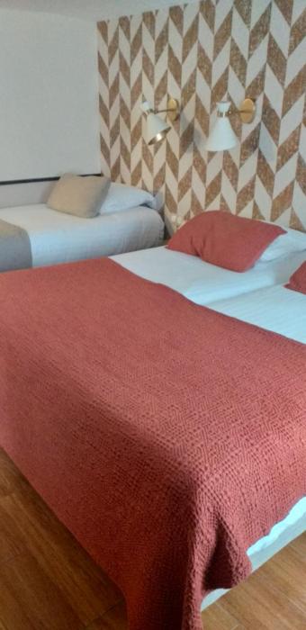 hotel jeanne darc le marais