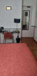 hotel jeanne darc le marais