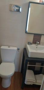 hotel jeanne darc le marais