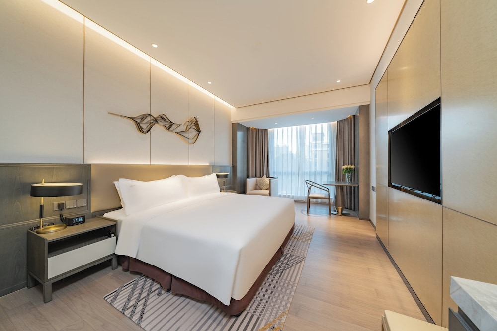 holiday inn zhengzhou by ihg