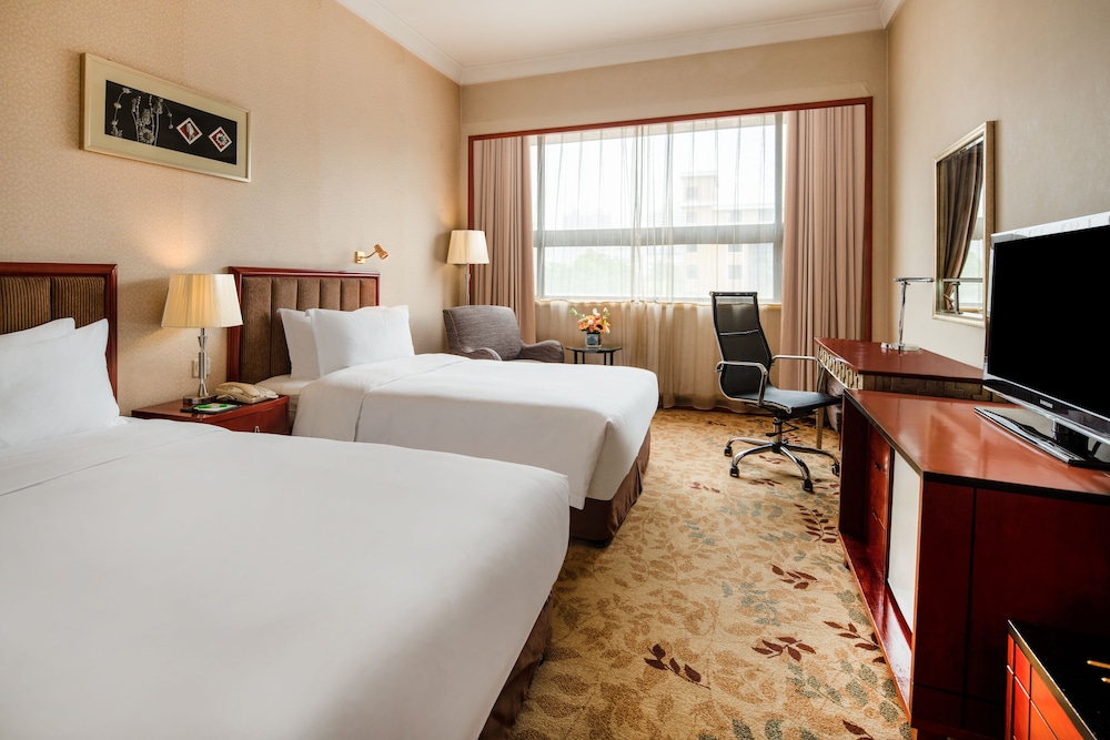 holiday inn zhengzhou by ihg