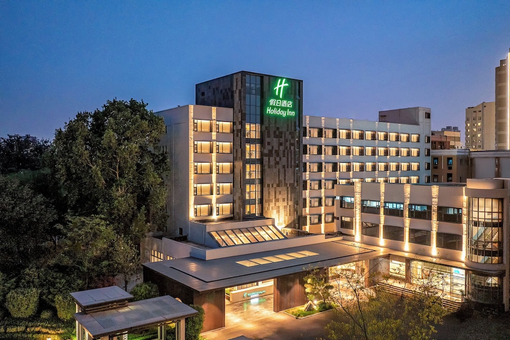holiday inn zhengzhou by ihg