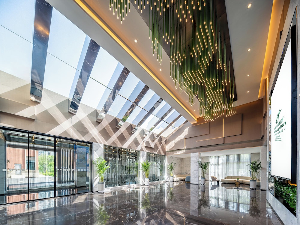 holiday inn zhengzhou by ihg