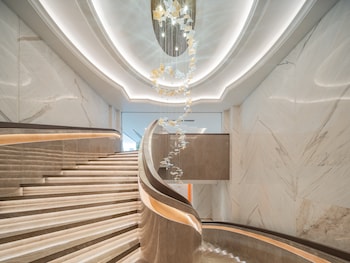 Holiday Inn Zhengzhou By Ihg,Henan>>Zhengzhou,4 star