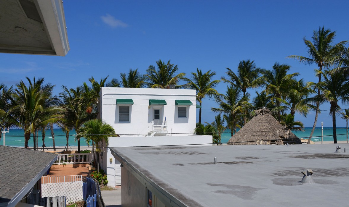 hollywood by the sea hotel