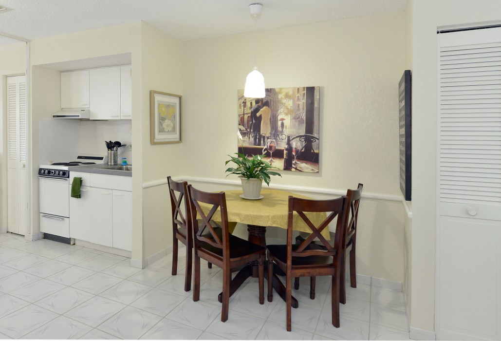 hollywood by the sea hotel