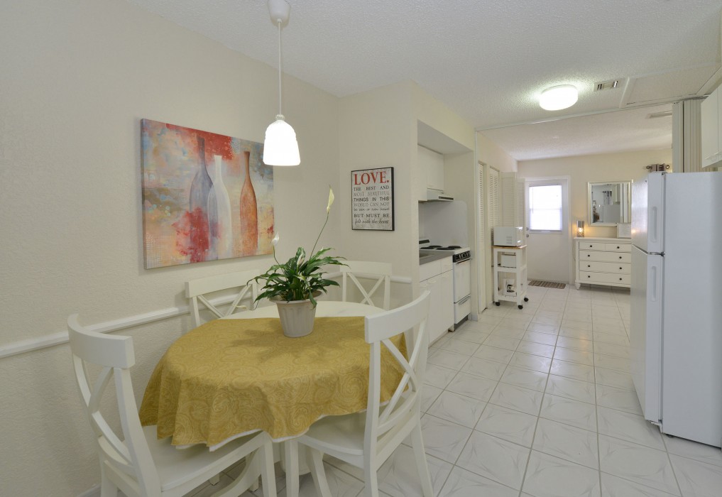 hollywood by the sea hotel