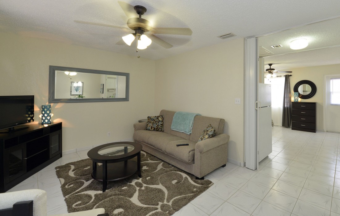 hollywood by the sea hotel