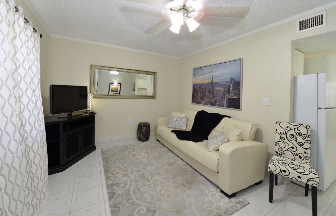 hollywood by the sea hotel