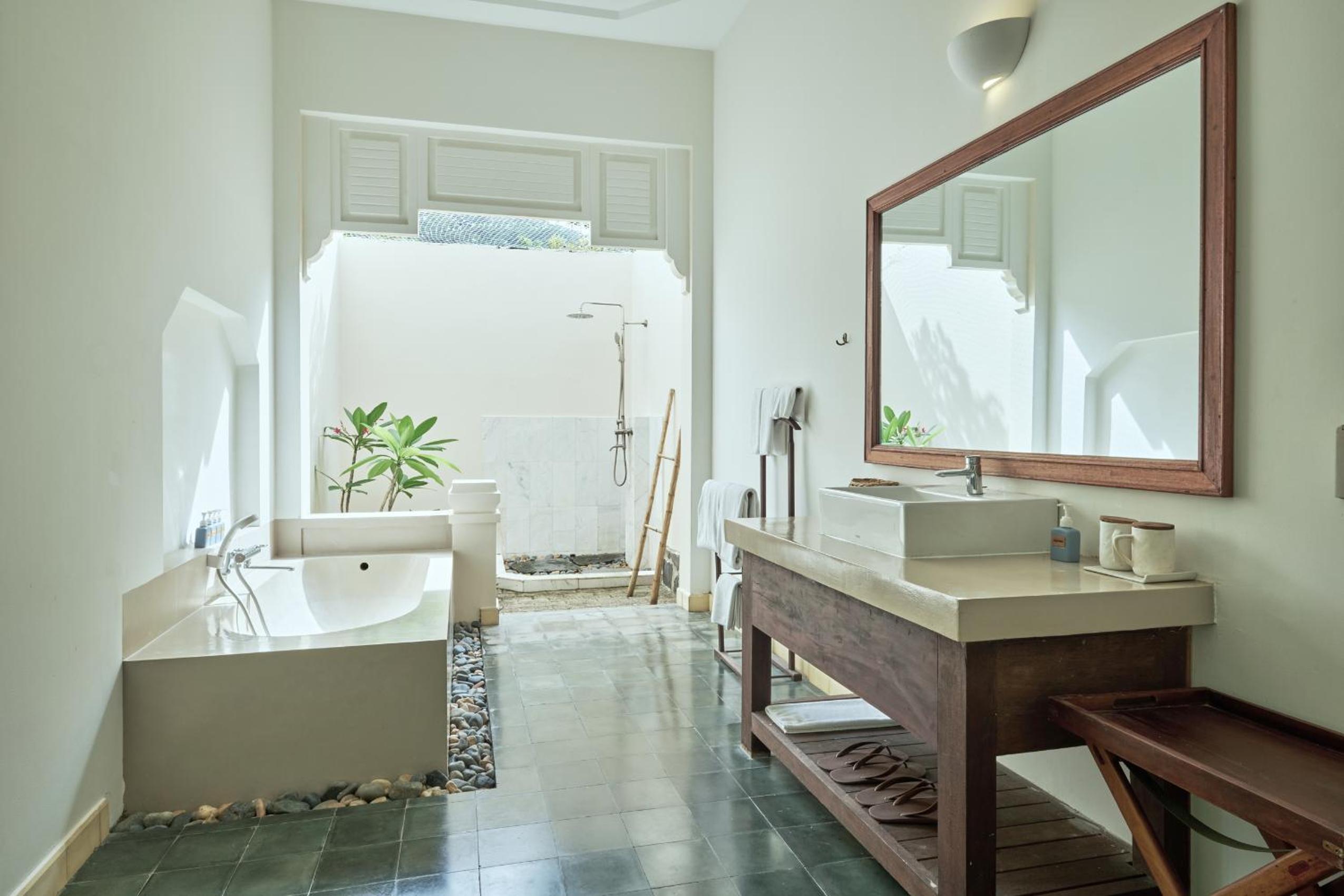 poulo condor boutique resort and spa