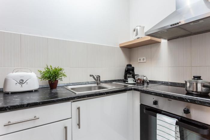 maple tree apartments