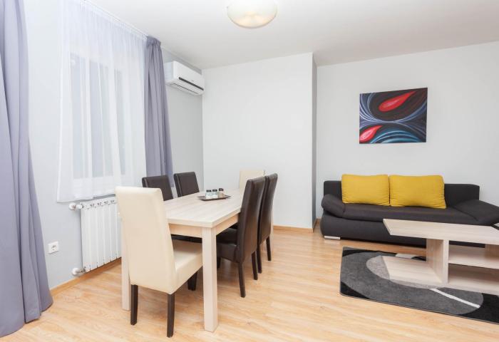 maple tree apartments