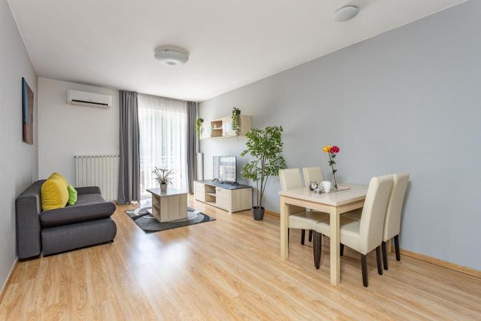 maple tree apartments