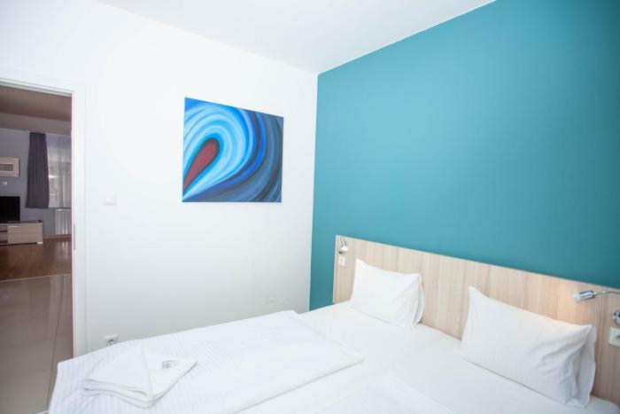 maple tree apartments