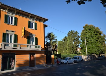 B&B Alma,Lucca>>Forte Dei Marmi,3 star