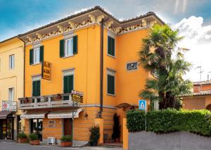 lucca
