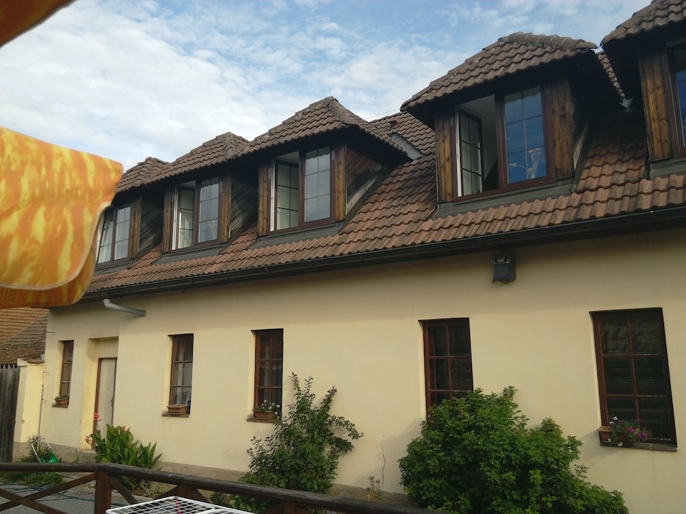 penzion a restaurace na jizdarne