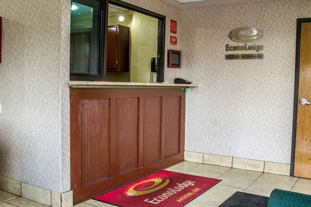 econo lodge akron copley northwest