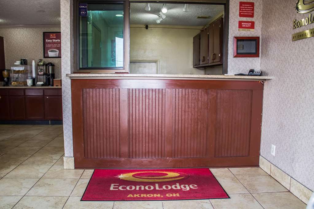 econo lodge akron copley northwest