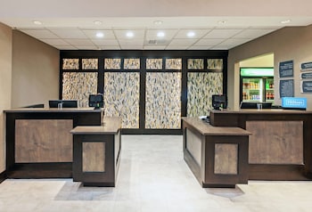 Homewood Suites By Hilton Waco,Tstc Waco Airport>>Mclennan County,3 star