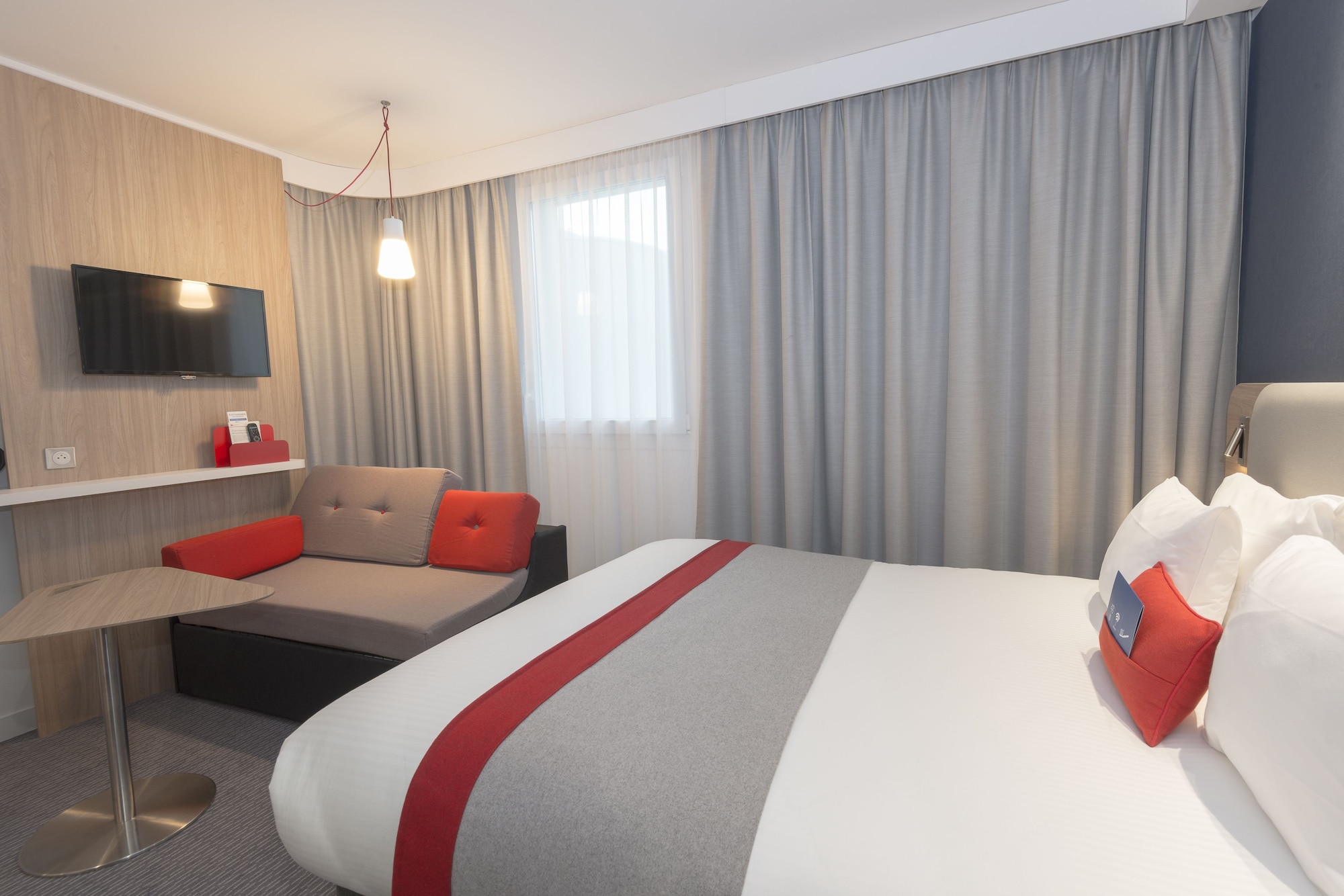 holiday inn express paris velizy by ihg
