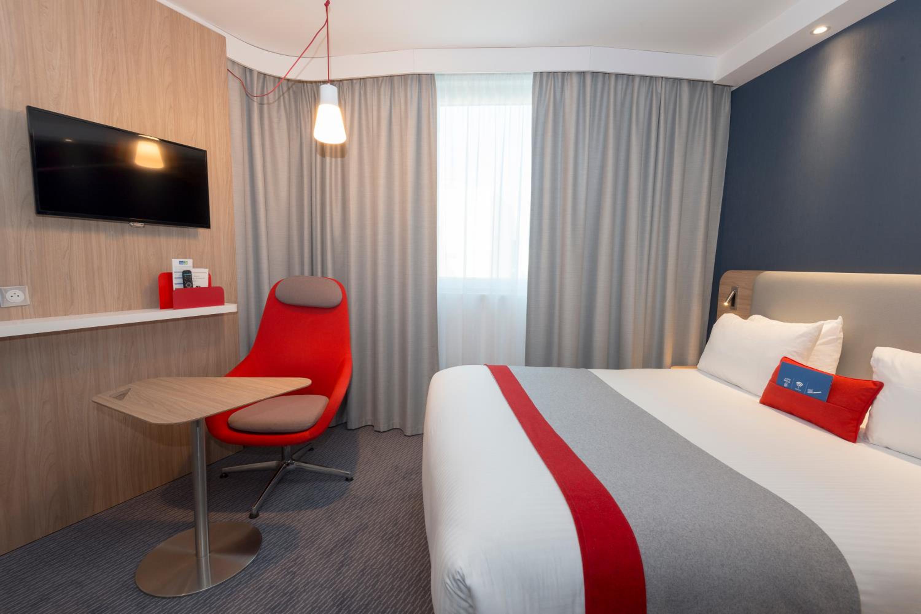 holiday inn express paris velizy by ihg
