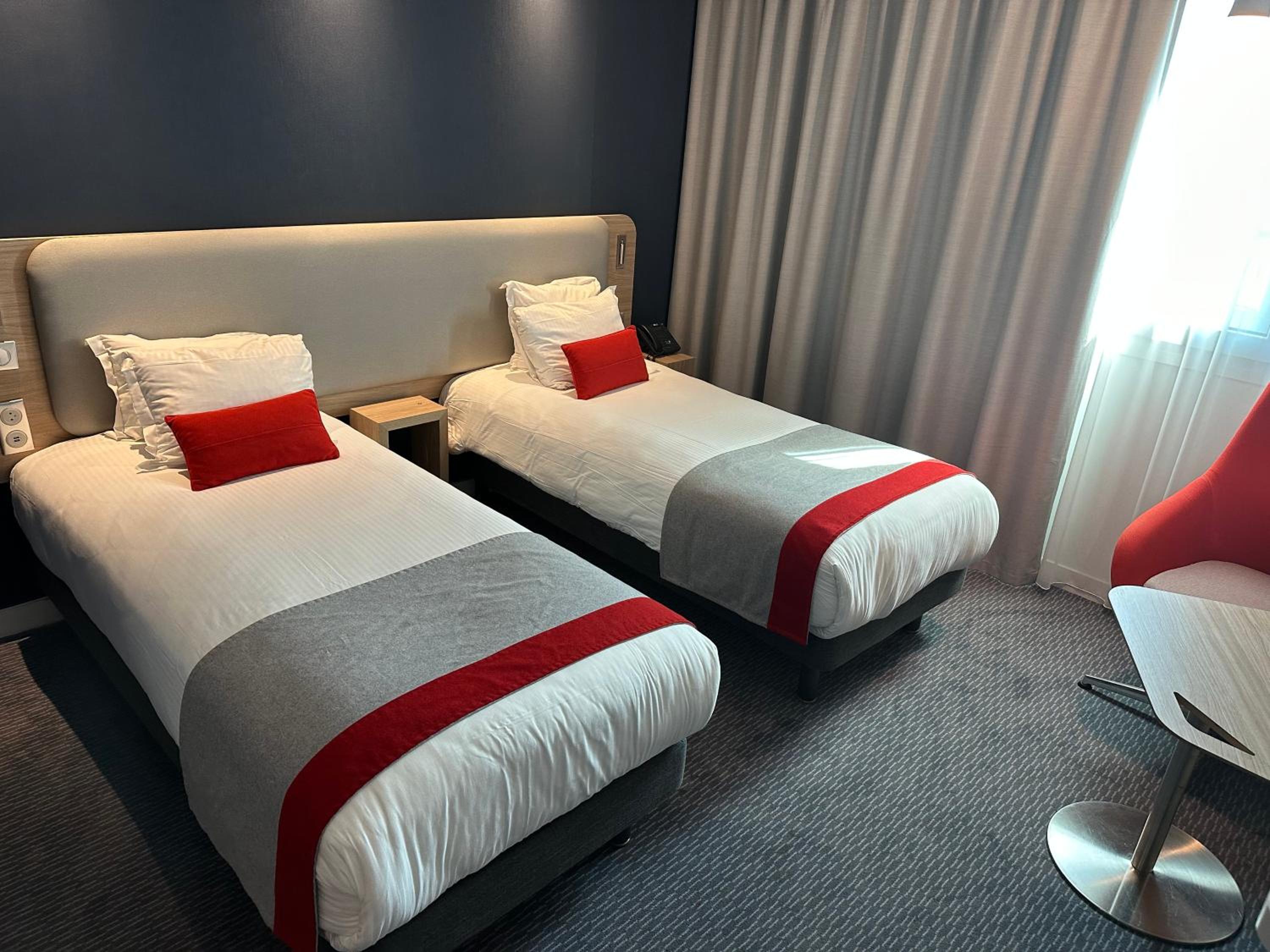 holiday inn express paris velizy by ihg