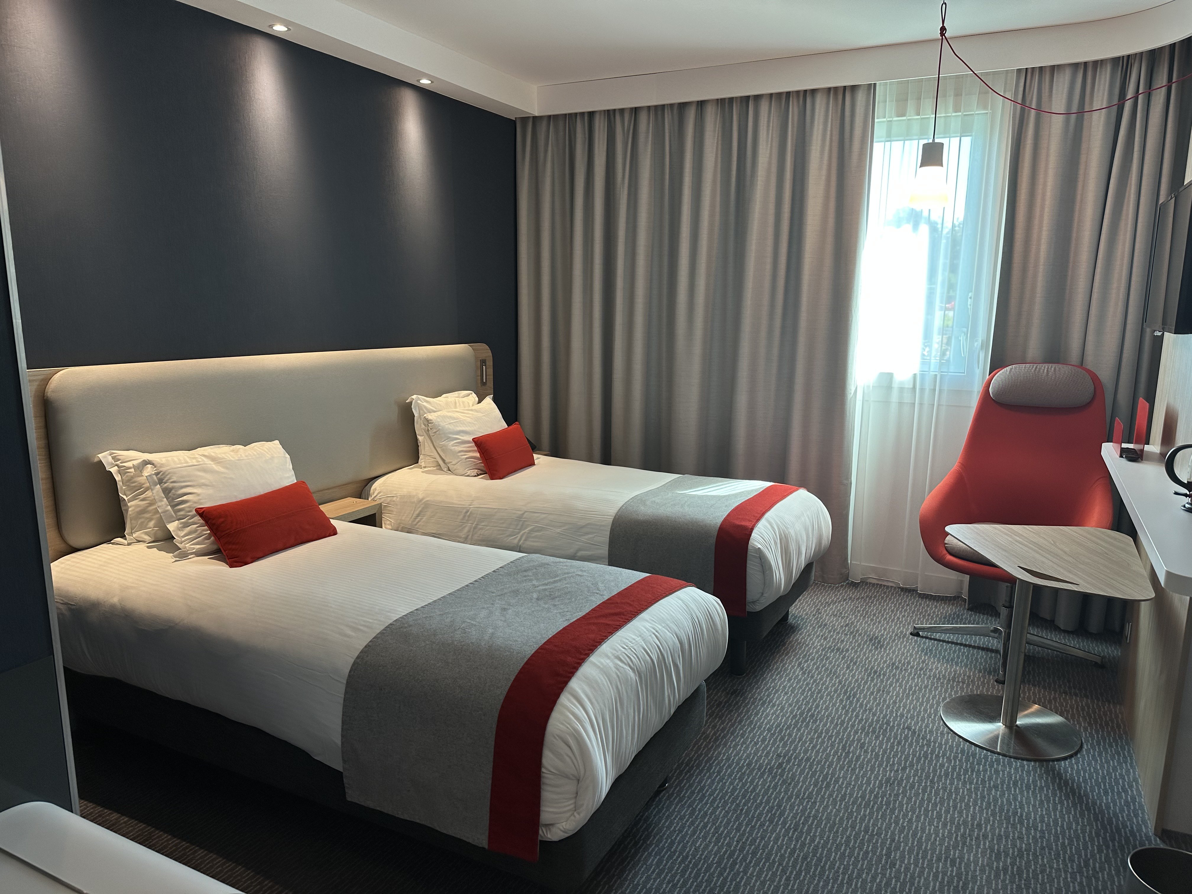 holiday inn express paris velizy by ihg