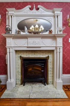 the noble suites