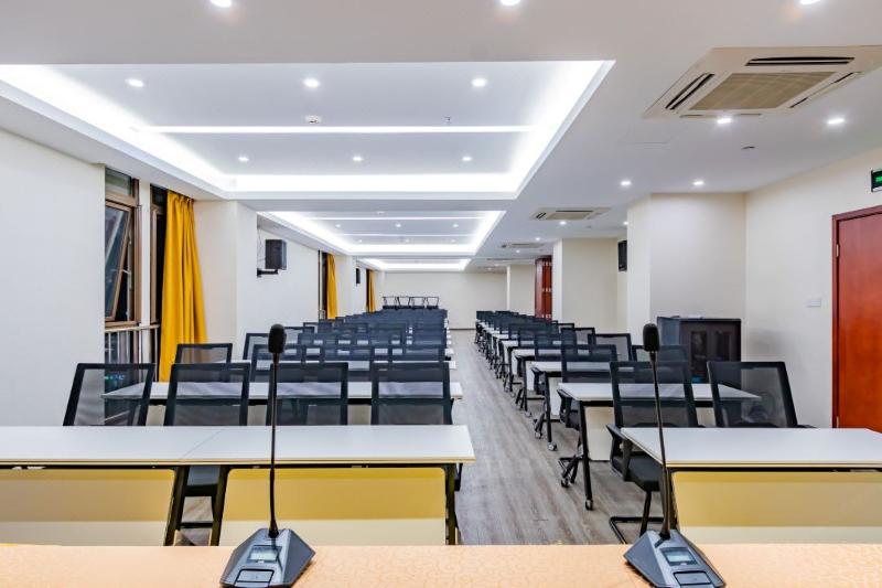 Metropolo Shaoxing Keqiao Wanda Square,Shaoxing>>Hangzhou,4 star