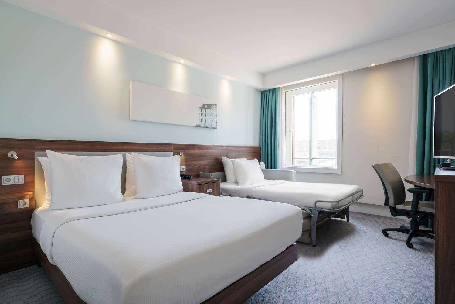 hampton by hilton amsterdam centre east
