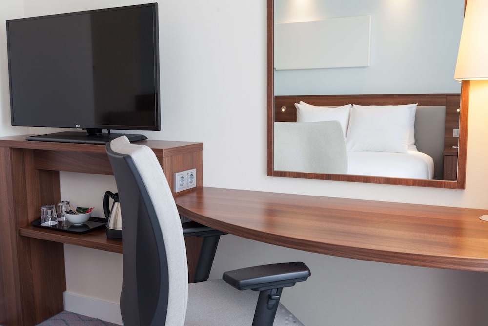 hampton by hilton amsterdam centre east