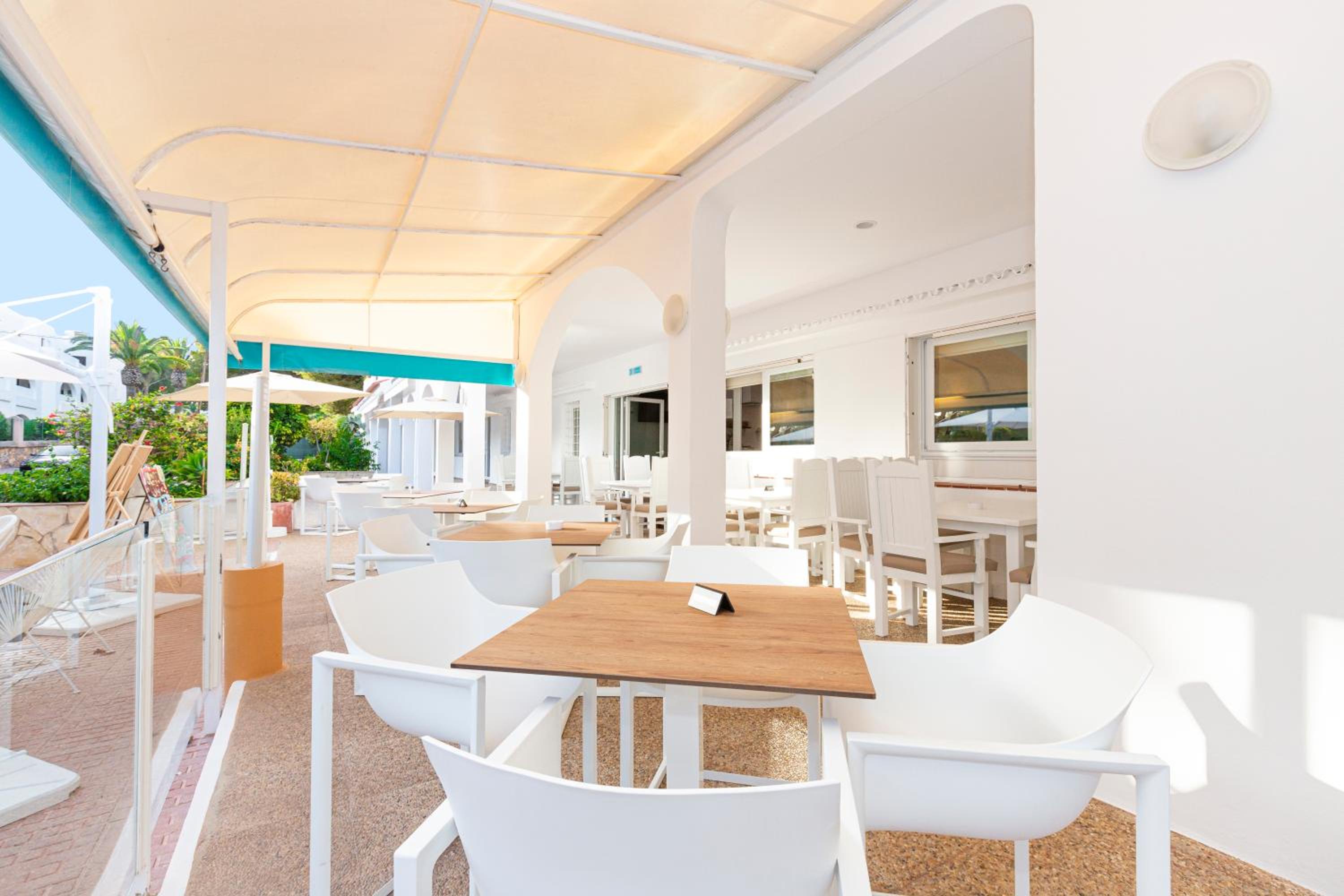apartamentos los arcos