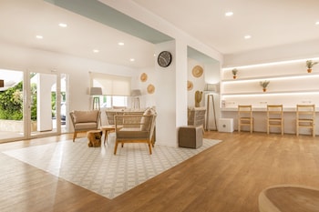 Apartamentos Los Arcos,Ibiza>>Cala Llenya,3 star